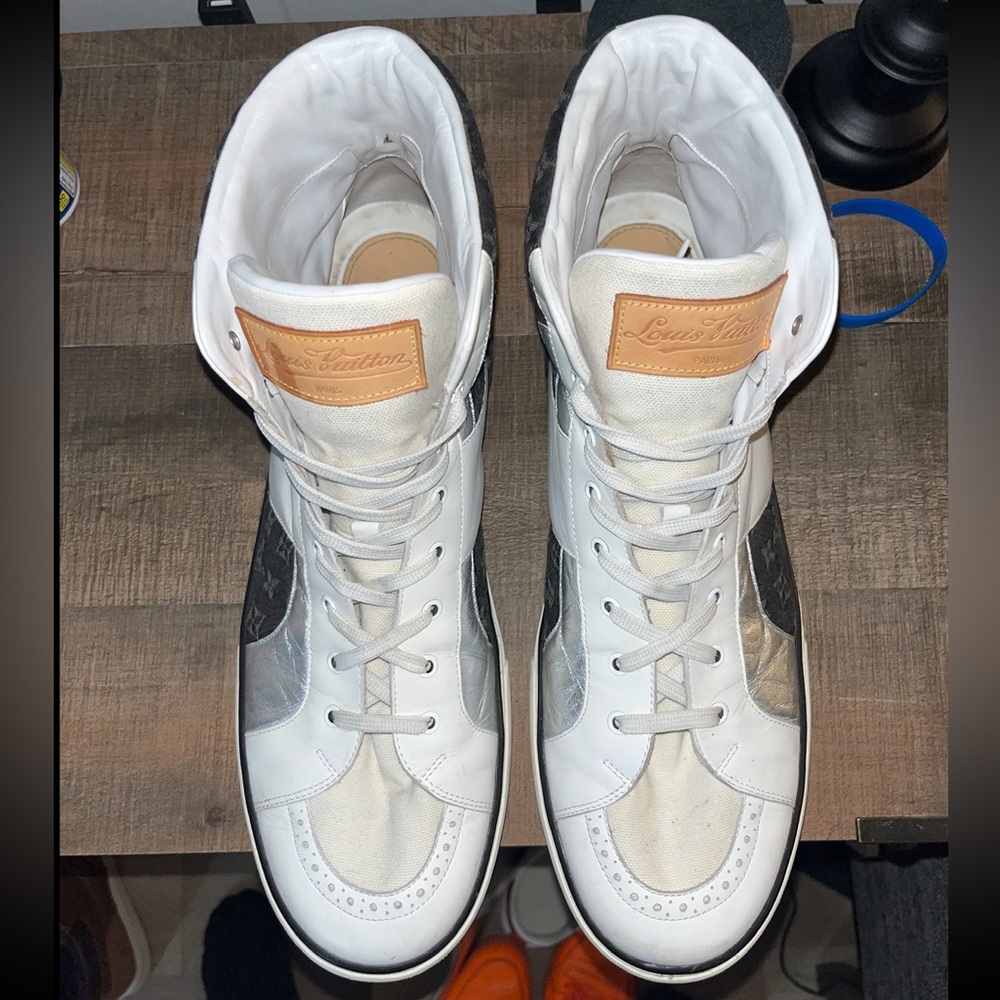 Louis Vuitton Black Denim Monogram White Leather High Sneakers - Picture 4 of 10